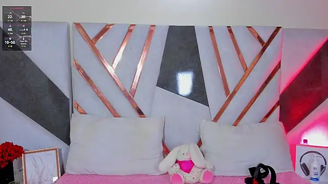 Snapshot of isa_kolins chatting on 03-03-26, 10:32 isa kolins online show from 03-03-26, 10:32