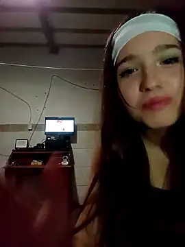 dieciochoyundia online show from 03-25-26, 03:23