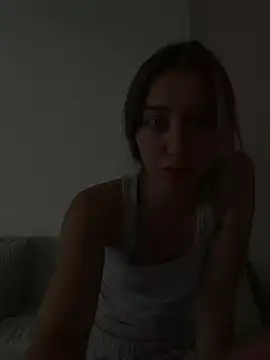 Snapshot of romyxxs chatting on 06-30-26, 07:42 romyxxs online show from 06-30-26, 07:42