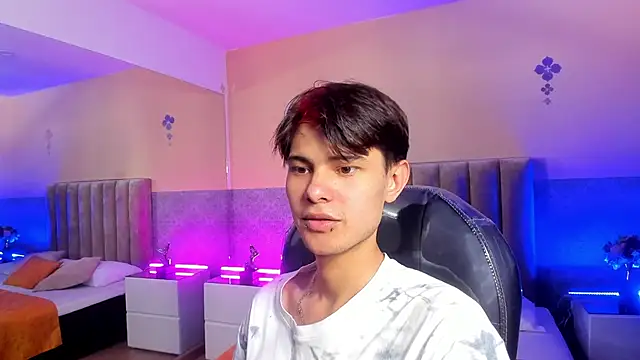 Derek Sinn online show from 04-16-26, 07:58