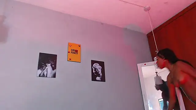 Snapshot of arianna_rossi11 chatting on 03-04-26, 12:22 arianna rossi11 online show from 03-04-26, 12:22