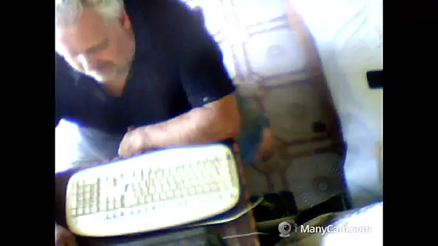 Snapshot of swichcassanesi chatting on 06-27-26, 01:17 swichcassanesi online show from 06-27-26, 01:17