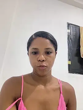 LIA PARKERR online show from 04-11-26, 02:27