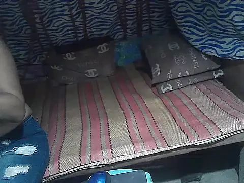 Snapshot of sexymom_siovie chatting on 03-03-26, 06:30 sexymom siovie online show from 03-03-26, 06:30