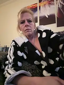 FireAfterDark online show from 04-08-26, 02:11