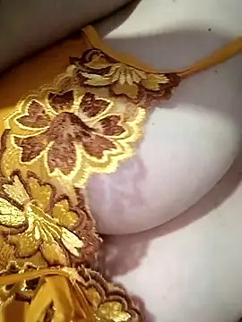 Hana-lovee online show from 02-02-26, 08:46