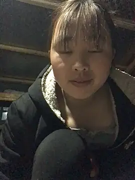 honeyyy110 online show from 02-05-26, 01:38