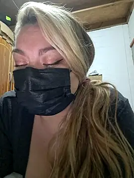 Snapshot of tuhardsexy chatting on 07-16-26, 03:34 tuhardsexy online show from 07-16-26, 03:34