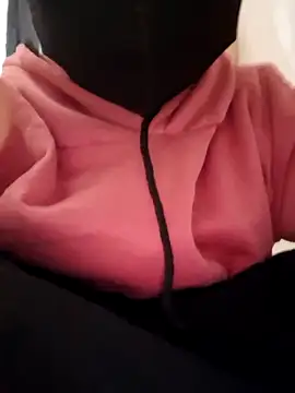 Snapshot of Mey_mey2k3 chatting on 02-03-26, 04:10 Mey mey2k3 online show from 02-03-26, 04:10