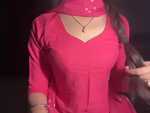 Simran kaurr online show from 04-13-26, 06:52