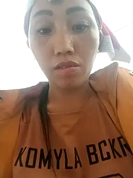 hot-luna- online show from 02-10-26, 09:13