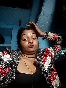 Hotty raghni online show from 02-08-26, 03:04