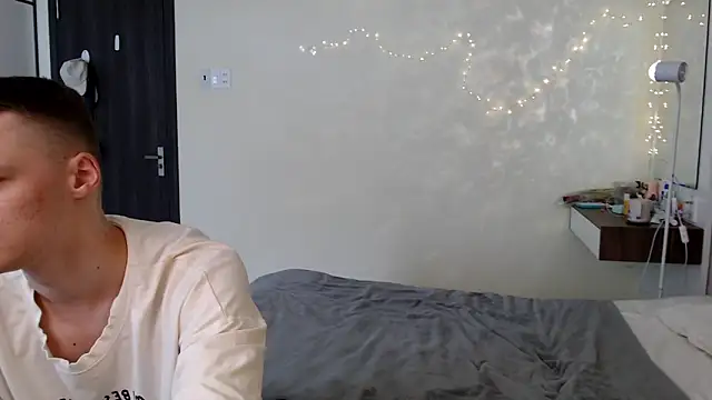 NikiKerryCum online show from 06-12-26, 03:49