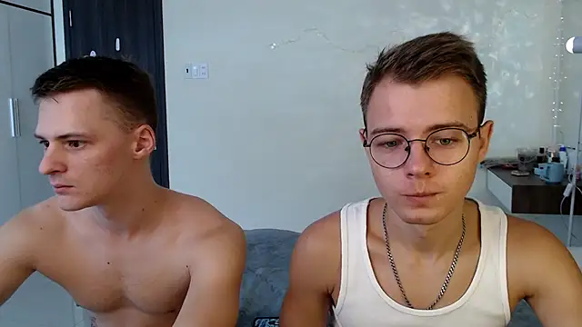 NikiKerryCum online show from 06-24-26, 03:38