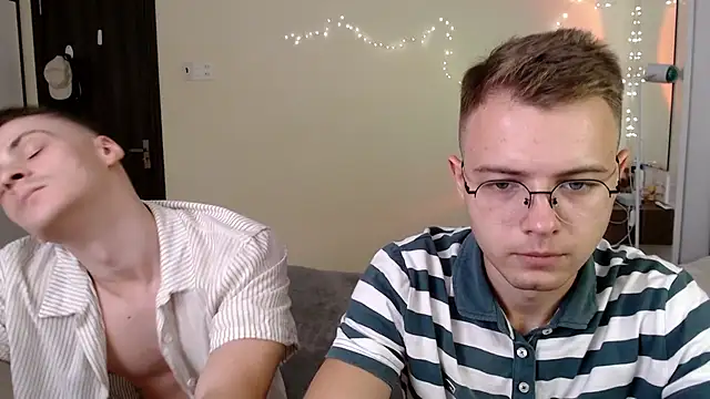 NikiKerryCum online show from 08-01-26, 01:10