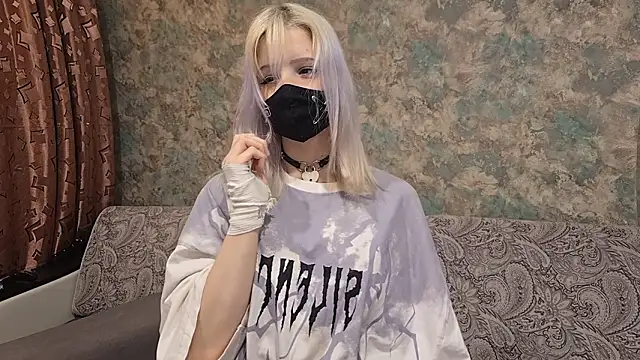 Snapshot of Yunakiss chatting on 02-15-26, 07:32 Yunakiss online show from 02-15-26, 07:32