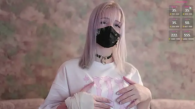 Snapshot of Yunakiss chatting on 03-02-26, 09:10 Yunakiss online show from 03-02-26, 09:10