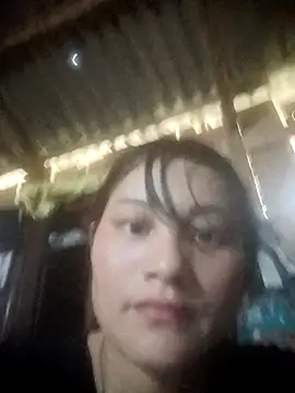 Snapshot of Momo-biki chatting on 04-06-26, 02:09 Momo-biki online show from 04-06-26, 02:09
