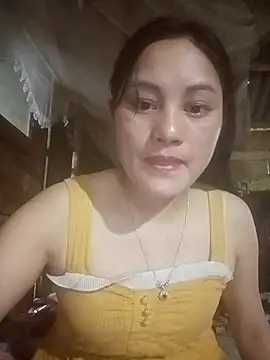 Snapshot of Momo-biki chatting on 05-06-26, 02:08 Momo-biki online show from 05-06-26, 02:08