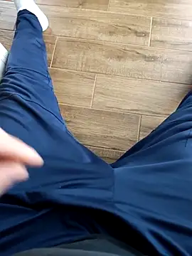 Snapshot of latya111 chatting on 02-02-26, 11:09 latya111 online show from 02-02-26, 11:09