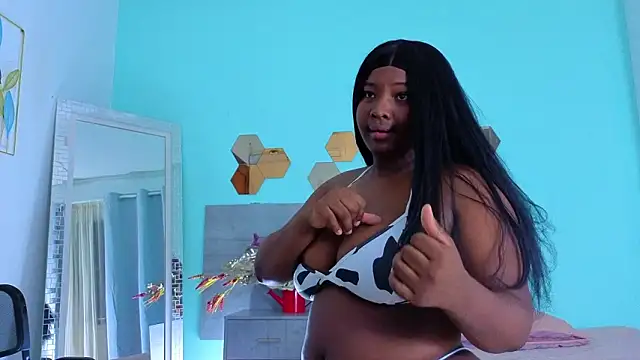 Snapshot of DanielaGil7 chatting on 02-04-26, 12:22 DanielaGil7 online show from 02-04-26, 12:22