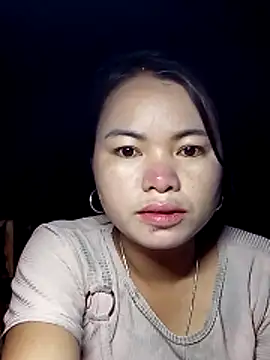 Snapshot of emlylyxinh chatting on 02-22-26, 02:04 emlylyxinh online show from 02-22-26, 02:04