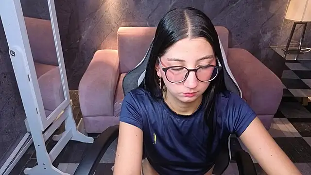 Sophie jones b online show from 05-26-26, 12:56