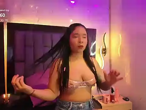 Snapshot of AriannaFoxxy chatting on 02-21-26, 11:00 AriannaFoxxy online show from 02-21-26, 11:00