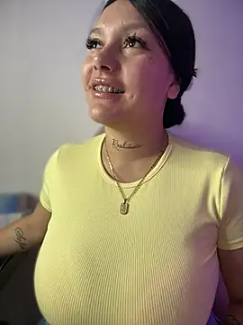 Snapshot of Miia__Taylor chatting on 02-10-26, 02:37 Miia Taylor online show from 02-10-26, 02:37