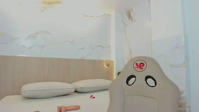 kylie ward online show from 04-18-26, 03:54