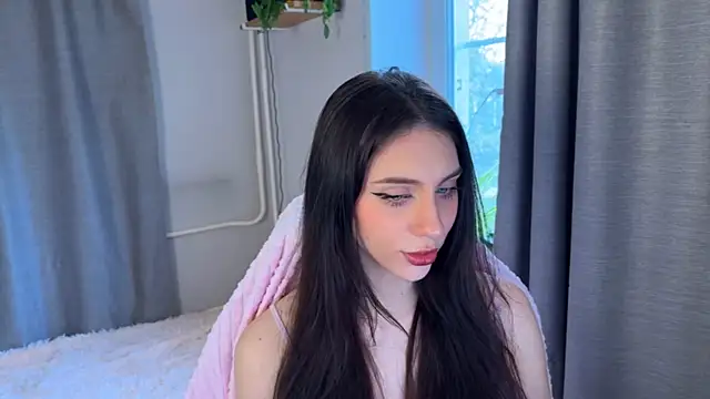 lunawho online show from 04-13-26, 04:29