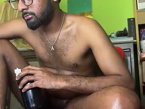 Snapshot of JasonHart6 chatting on 02-20-26, 01:35 JasonHart6 online show from 02-20-26, 01:35