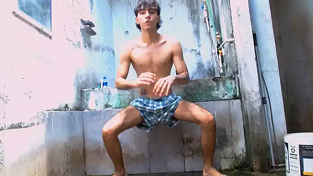 Snapshot of FlexxPrimee chatting on 06-19-26, 04:55 FlexxPrimee online show from 06-19-26, 04:55