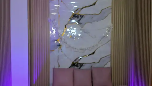 Siena Tay online show from 04-15-26, 11:50