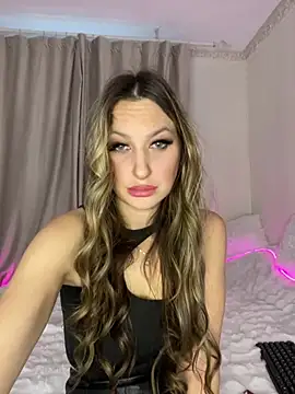 Snapshot of Alyxra chatting on 02-05-26, 08:52 Alyxra online show from 02-05-26, 08:52