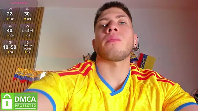 Snapshot of SebastianMaximoff_ chatting on 06-17-26, 07:37 SebastianMaximoff online show from 06-17-26, 07:37