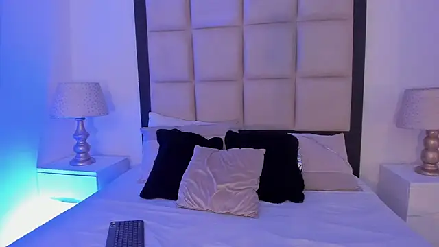 SussyFox online show from 03-04-26, 07:53