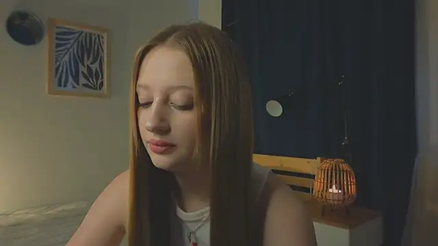 Snapshot of nikapie chatting on 02-12-26, 05:13 nikapie online show from 02-12-26, 05:13