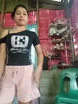 Snapshot of Heavens_night04 chatting on 02-23-26, 04:32 Heavens night04 online show from 02-23-26, 04:32