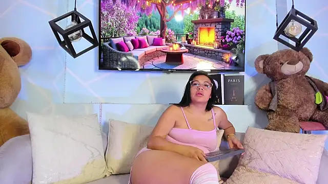 Snapshot of amy_noa chatting on 02-27-26, 12:32 amy noa online show from 02-27-26, 12:32