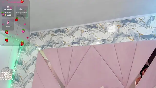 Snapshot of megan_sofiaa_ chatting on 02-22-26, 12:58 megan sofiaa online show from 02-22-26, 12:58