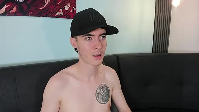 Snapshot of Lio_____ chatting on 02-13-26, 04:30 Lio online show from 02-13-26, 04:30