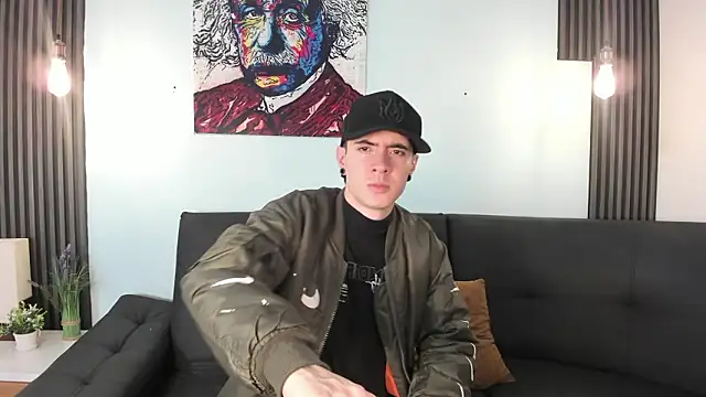 Snapshot of Lio_____ chatting on 02-15-26, 07:51 Lio online show from 02-15-26, 07:51