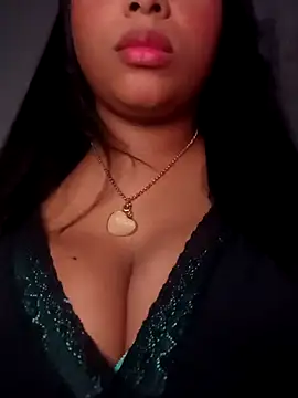 Snapshot of M_eduardabigcurvyplus chatting on 02-01-26, 10:08 M eduardabigcurvyplus online show from 02-01-26, 10:08