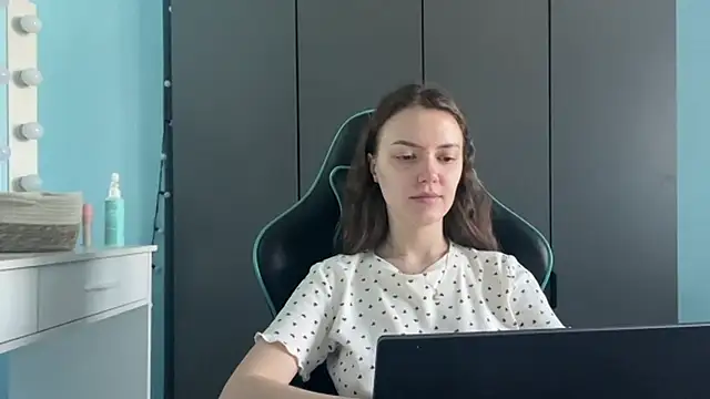 Snapshot of AndreeMerryman chatting on 02-17-26, 01:02 AndreeMerryman online show from 02-17-26, 01:02