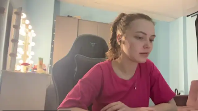 Snapshot of AndreeMerryman chatting on 03-02-26, 08:21 AndreeMerryman online show from 03-02-26, 08:21