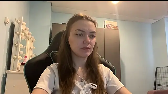 AndreeMerryman online show from 04-18-26, 01:09