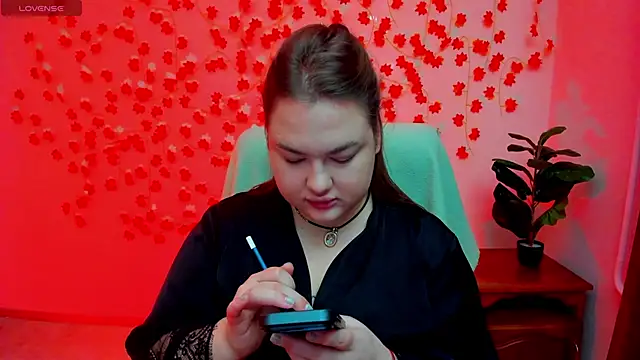 Snapshot of Sofiawetsweet chatting on 02-08-26, 01:36 Sofiawetsweet online show from 02-08-26, 01:36
