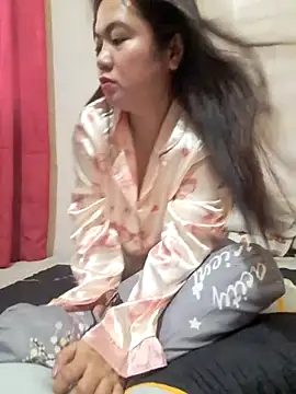 Zyramae 25 online show from 03-13-26, 04:41