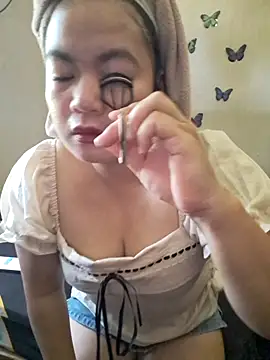 Zyramae 25 online show from 07-16-26, 02:50